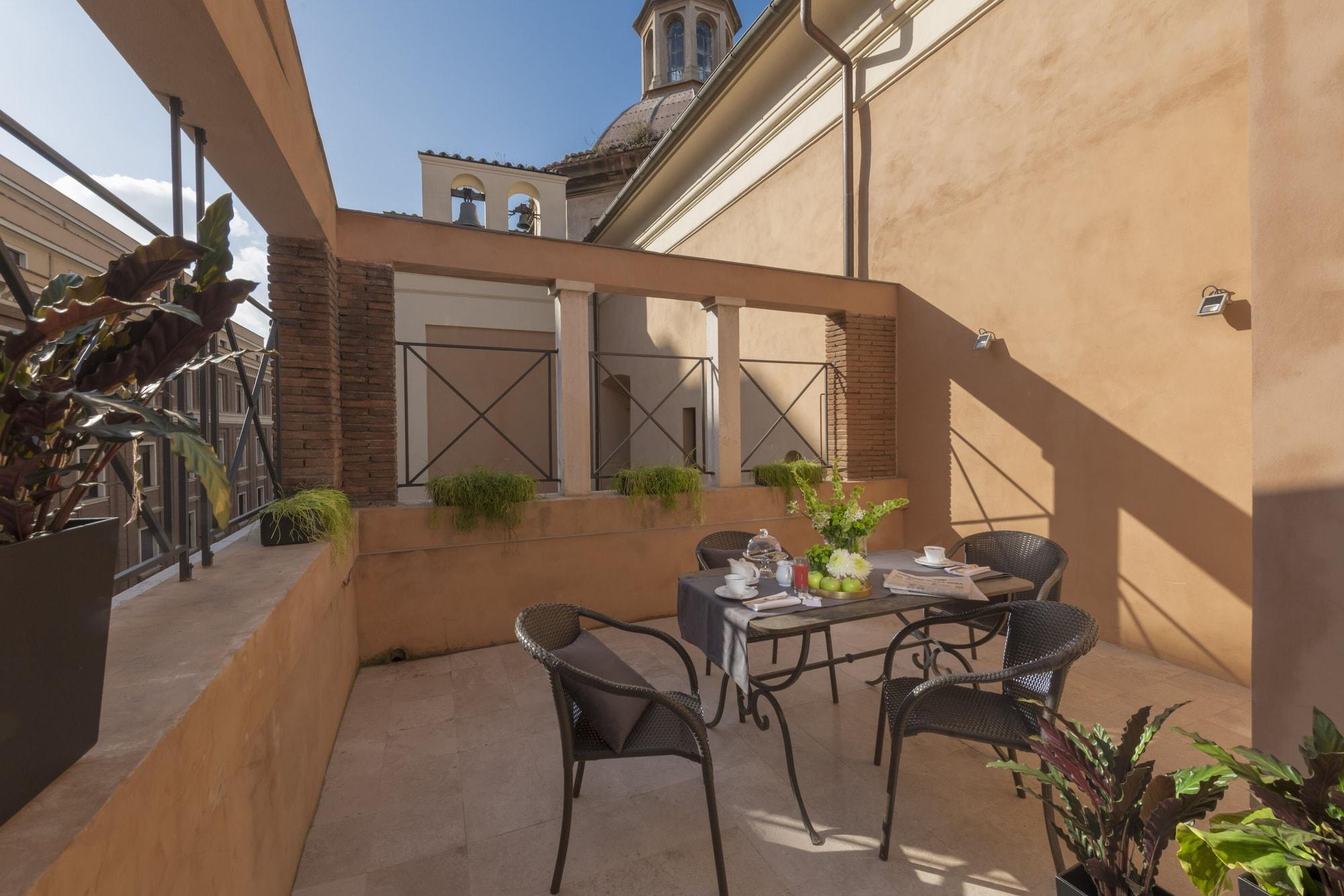 Hotel Royal Bissolati Rome Exterior photo